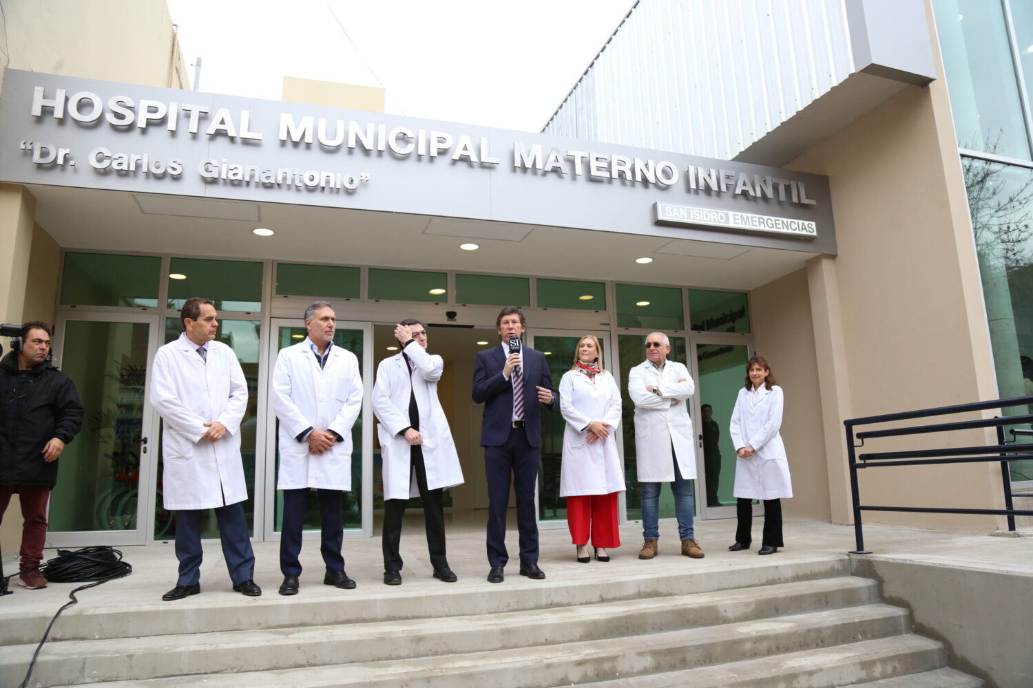 San Isidro: Gustavo Posse inauguró el nuevo Hospital Materno Intantil