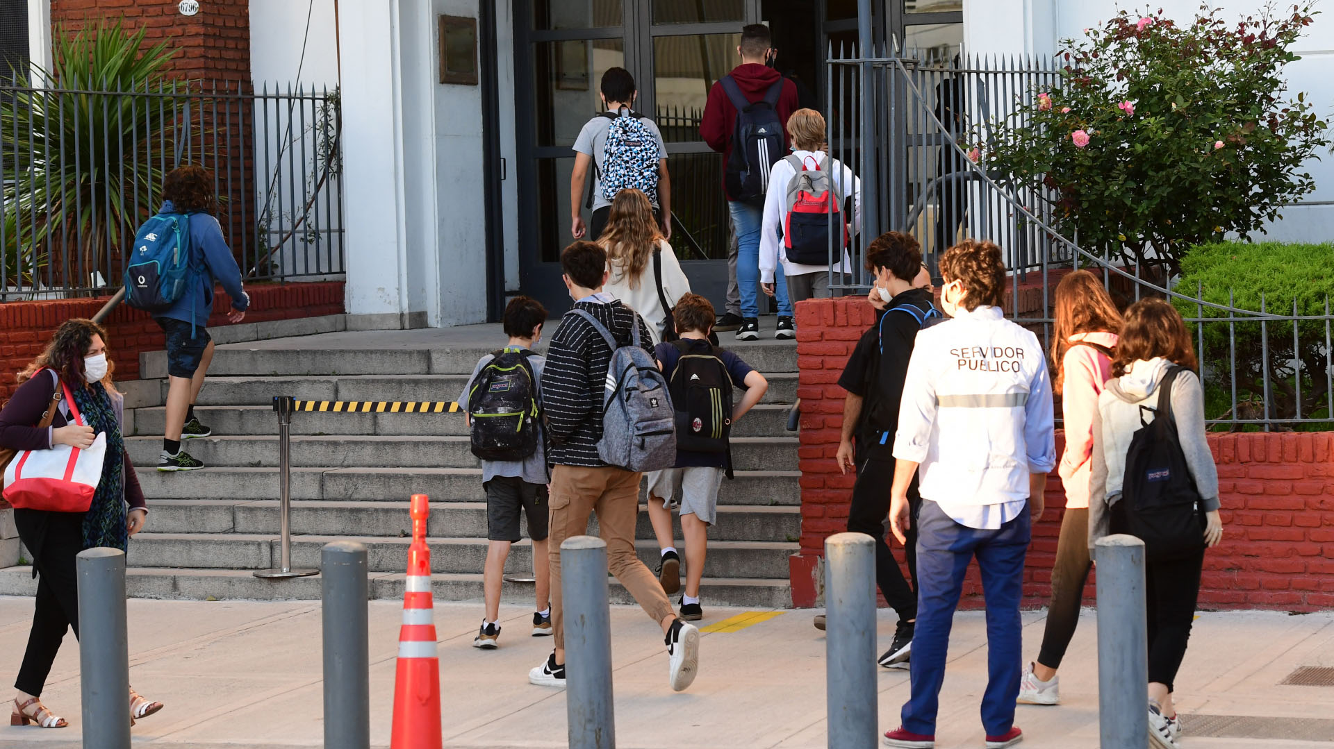 CABA: Confirman otros 18 casos en el colegio ORT, que ya suma 61 contagios
