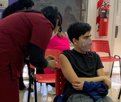 Covid-19: Más del 86 por ciento tiene al menos una dosis