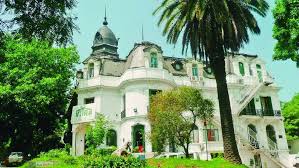 Barracas :La Casa de los leones y su historia